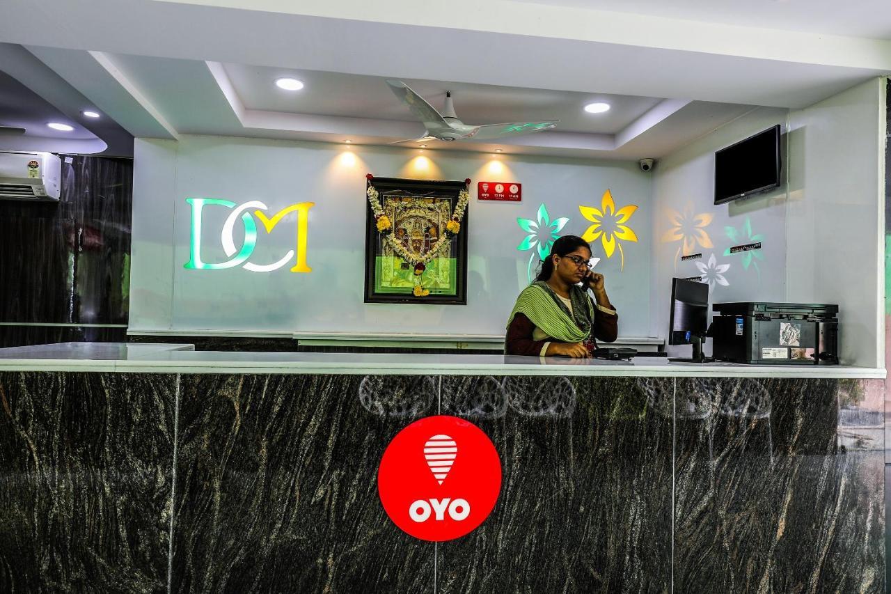 Oyo 16155 Hotel Dcm Grand Vijayawāda 外观 照片