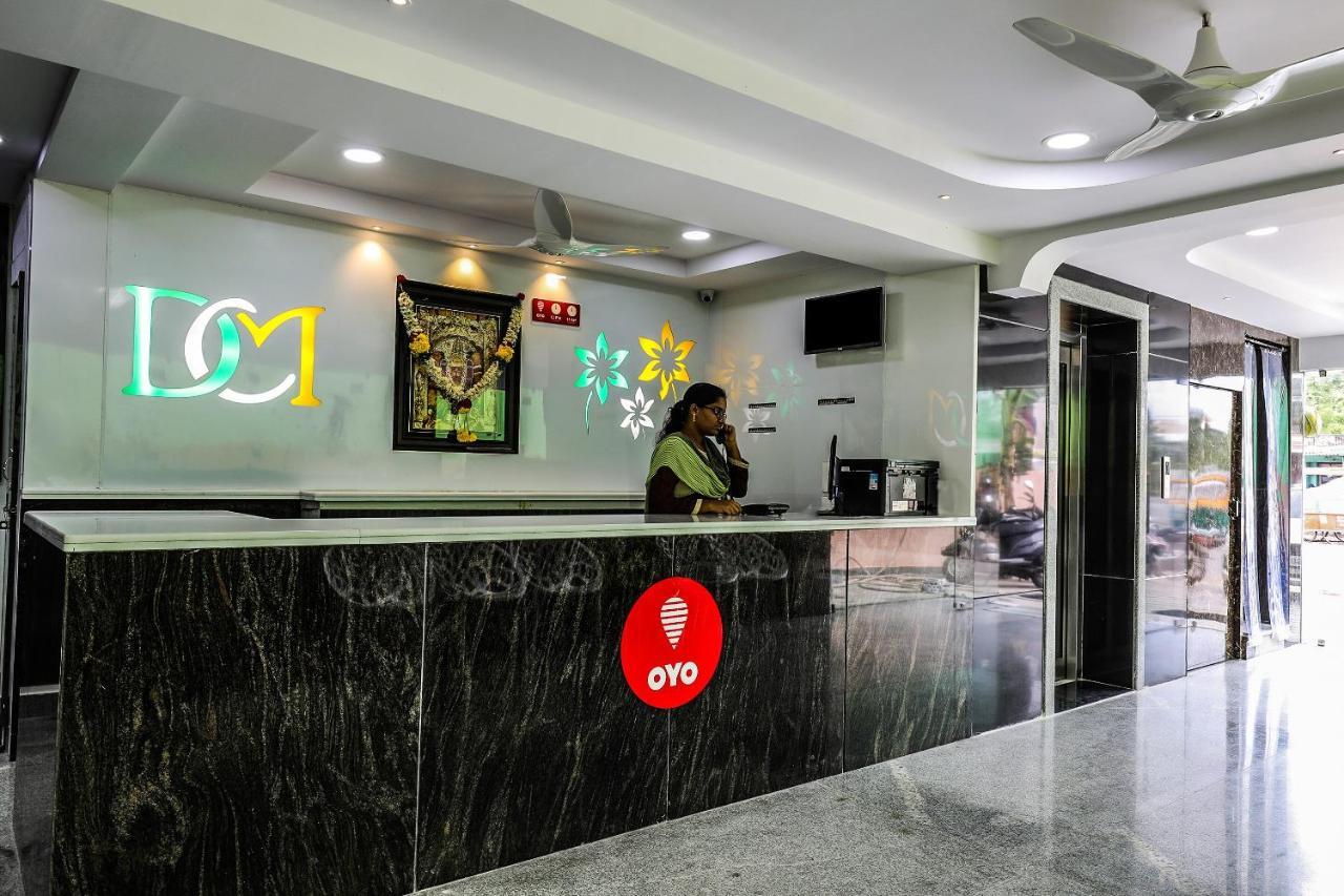 Oyo 16155 Hotel Dcm Grand Vijayawāda 外观 照片